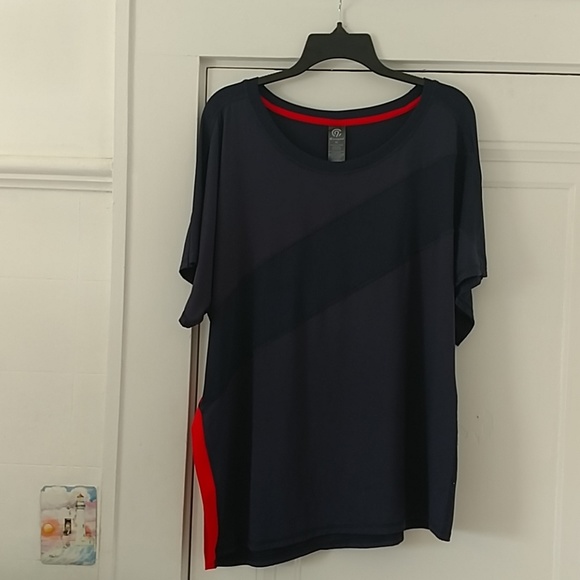 Champion Tops - Champion XL Shirt